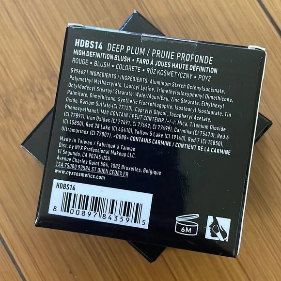 NYX Deep Plum High Definition blush softly milled - Picture 2 of 3